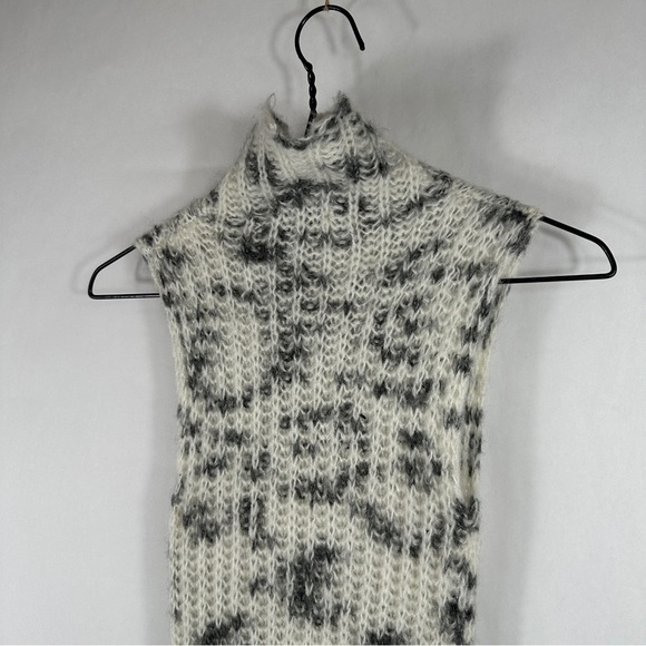 NWT Zara Cozy Black and White Sleeveless Turtleneck Sweater | Size Small - Picture 6 of 6